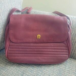 Vintage Etienne Aigner Elegant Burgundy Shoulder Bag